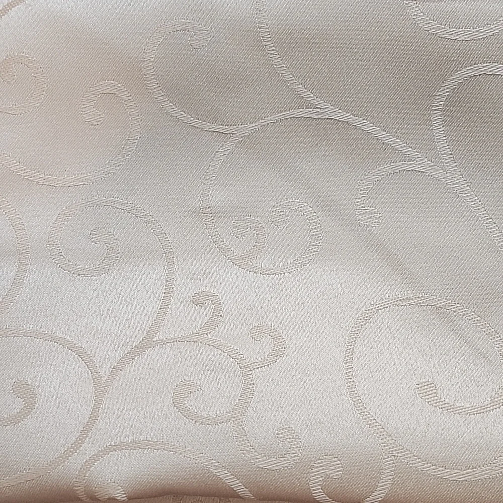 Romanstile jacquard rectangle